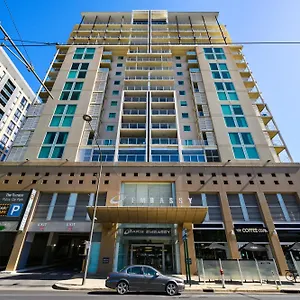  Apartment Swainson At Embassy